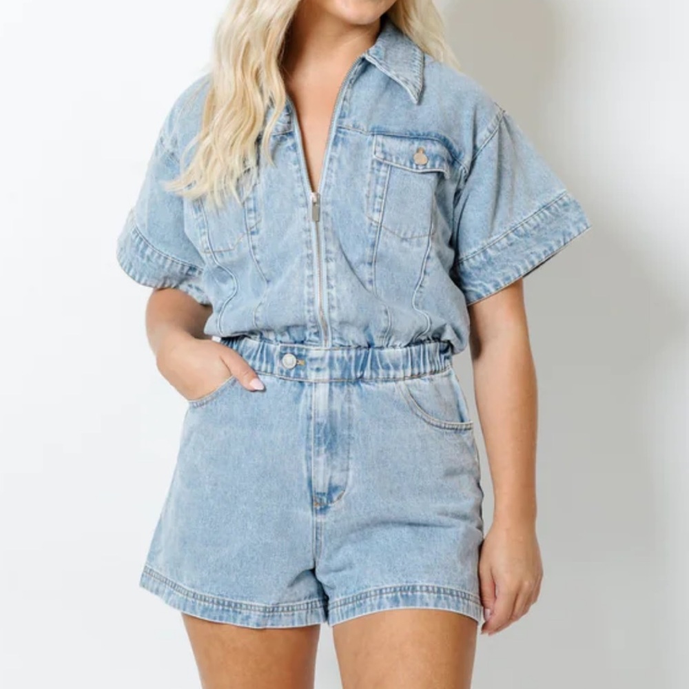 WeWoreWhat Denim Flight Indigo Comfort Romper XS